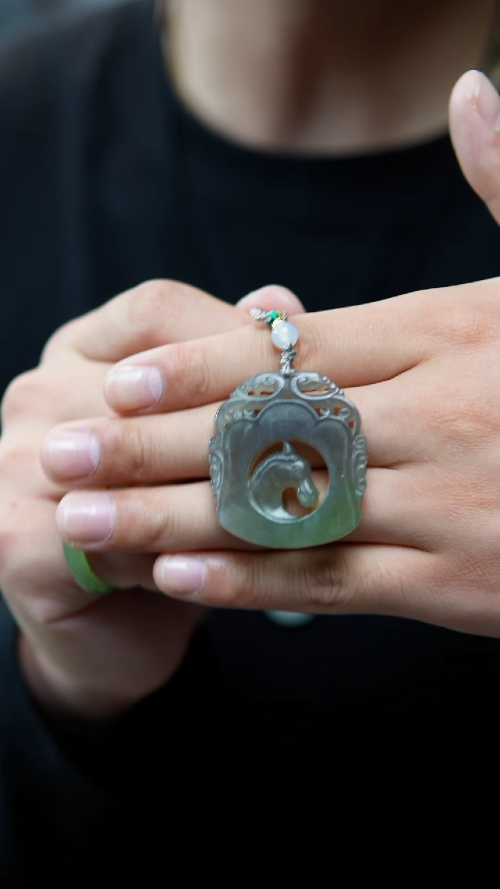 【闪购商品】和田玉颈饰未镶嵌翠紫马牌