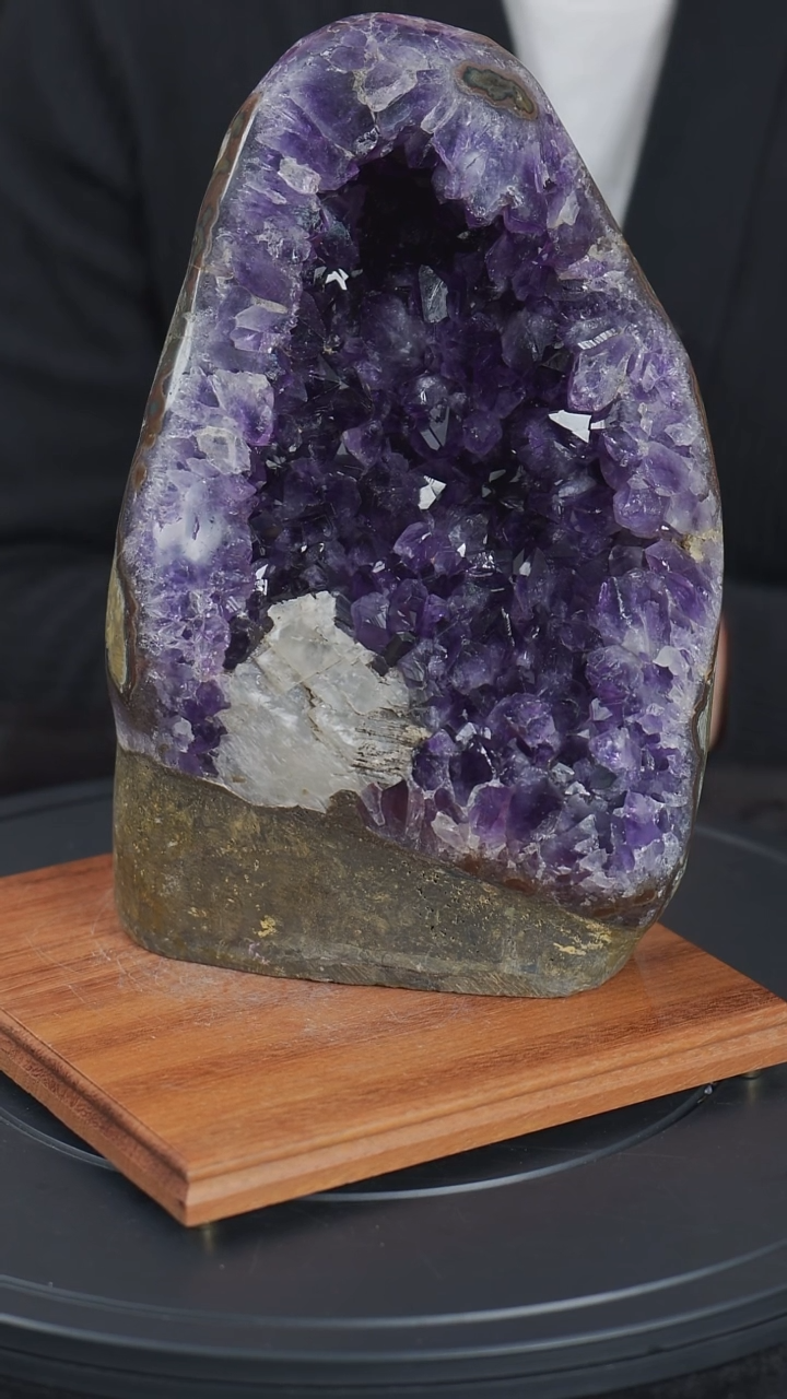 【闪购商品】紫晶大型摆件（非配饰）未镶嵌水晶