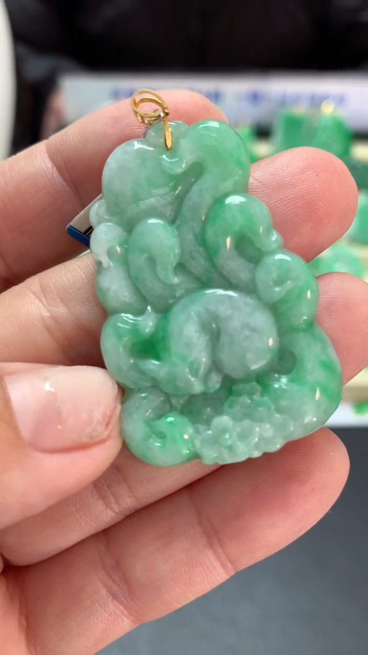 【闪购商品】翡翠吊坠(不含链)18K金镶嵌挂件