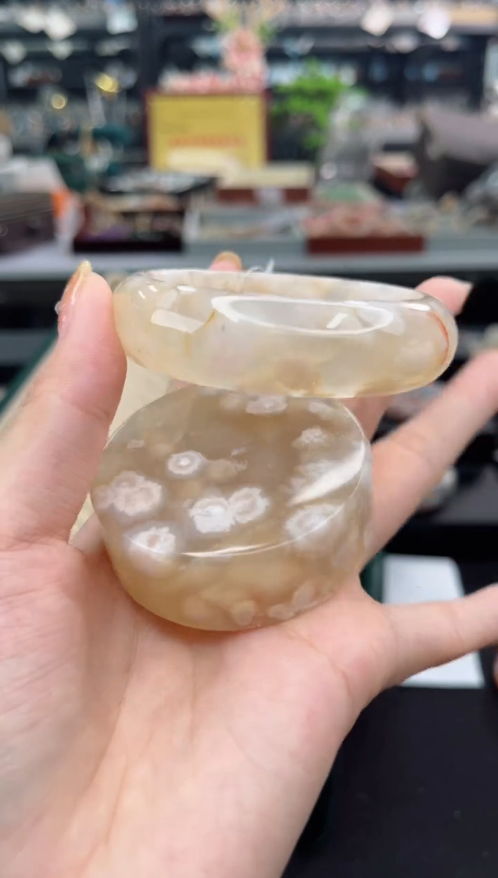 【闪购商品】石英质玉手镯未镶嵌56圈口（赠品镯心）6687169