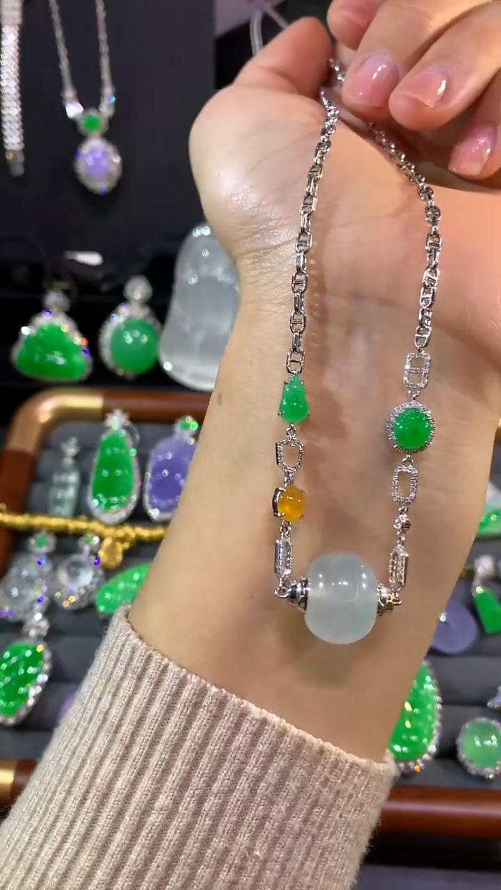 项链18K金镶嵌翡翠套链