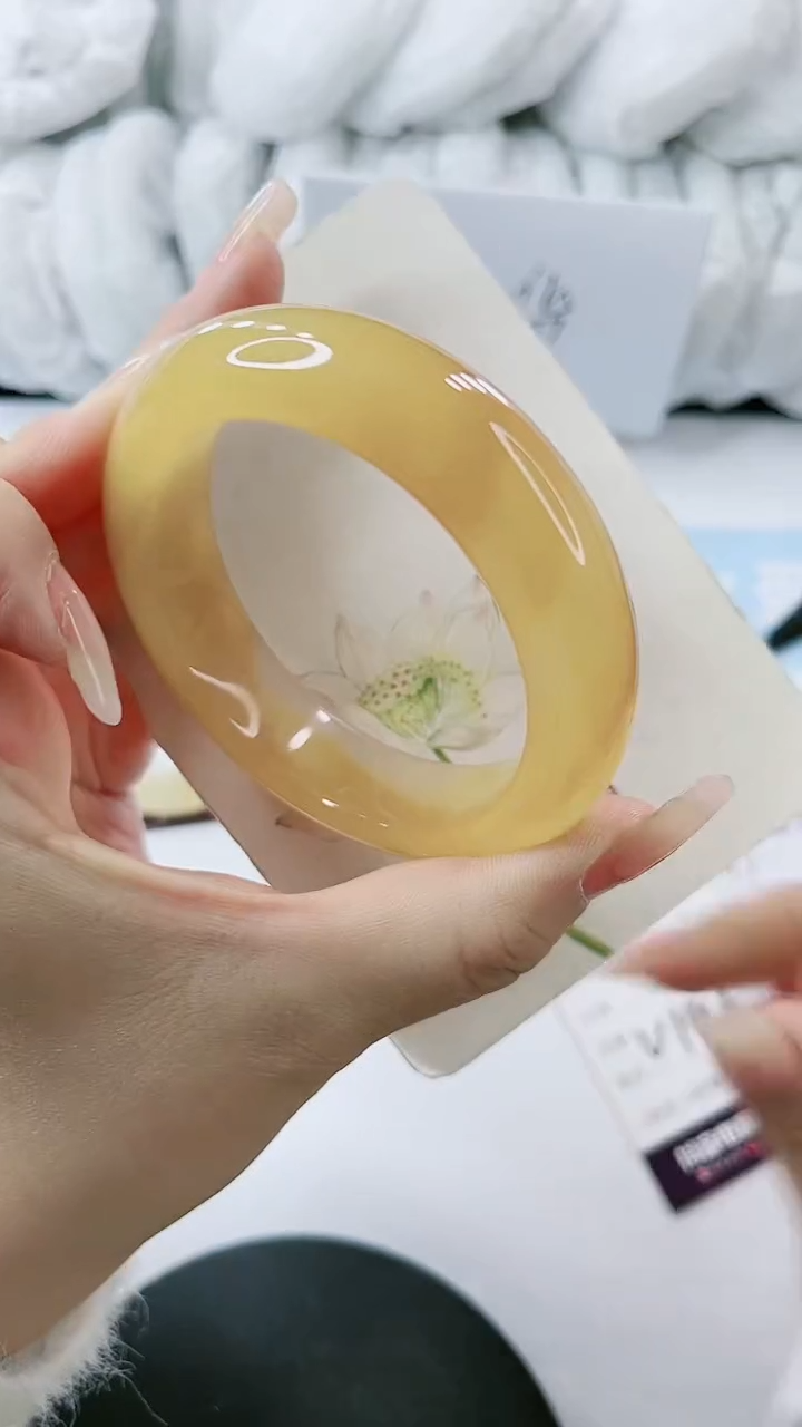 【闪购商品】石英质玉手镯合金多样性发货V196