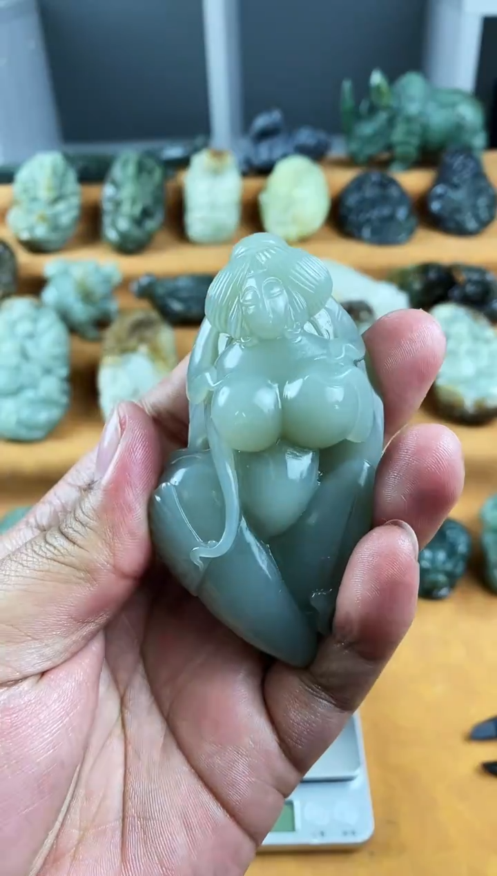 未镶嵌和田玉把件1