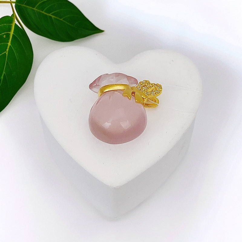 【聚鑫黄金】足金999芙蓉金钱袋吊坠，佩戴它，好运连连，财源滚滚来‌。