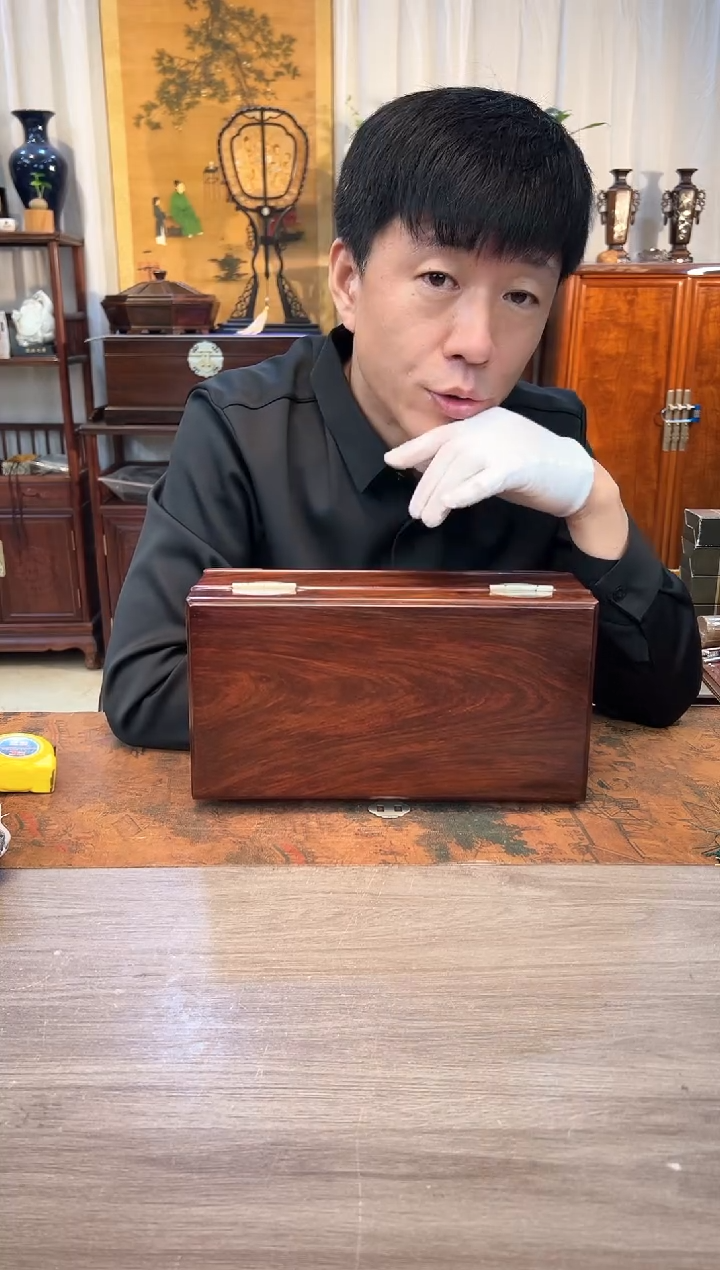 【闪购商品】红酸枝木类成套家具大红酸枝  素面条盒32*17*11