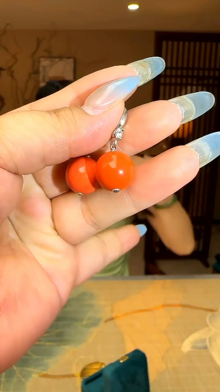 甄选天使面珊珊耳坠TSM004