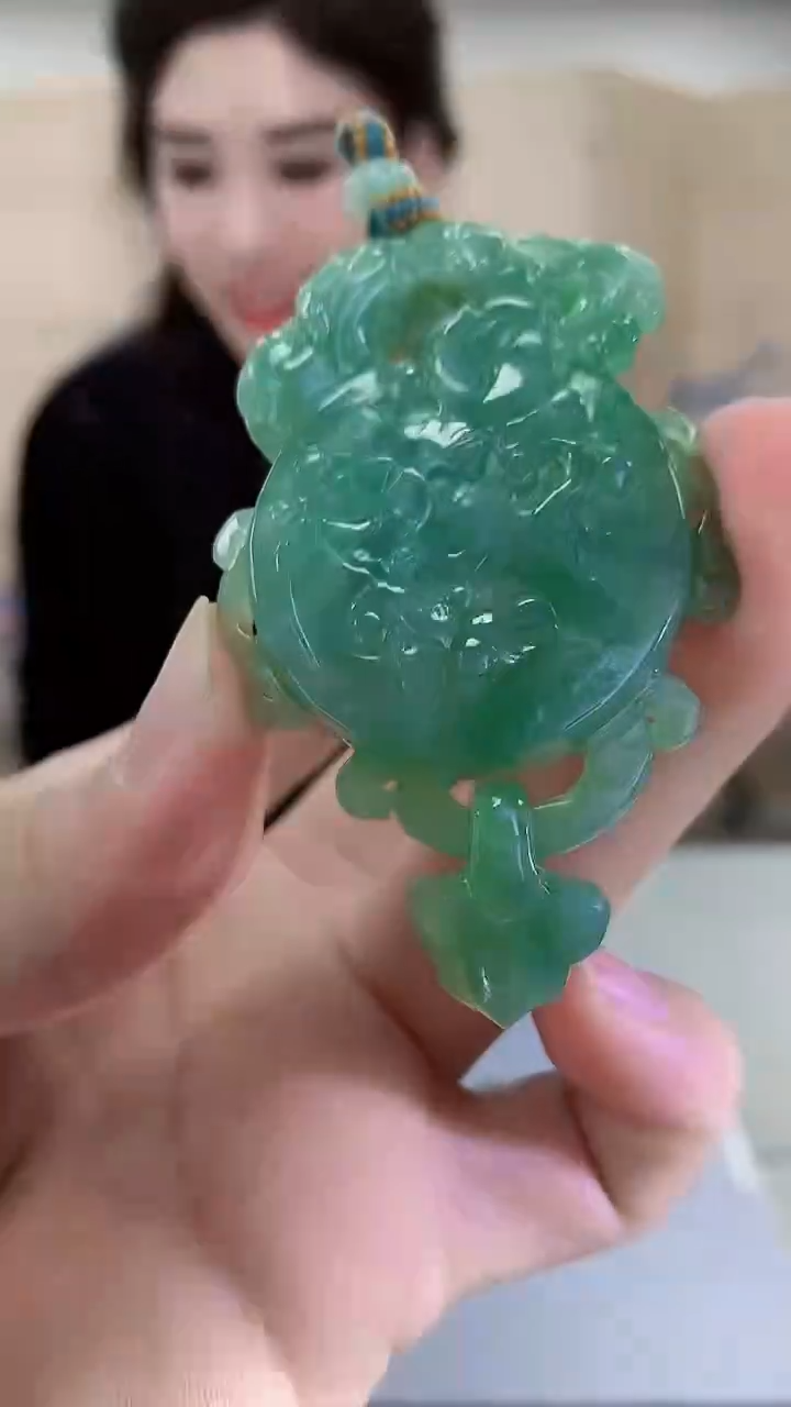 【闪购商品】定制翡翠未镶嵌4829bb-毛货挂件