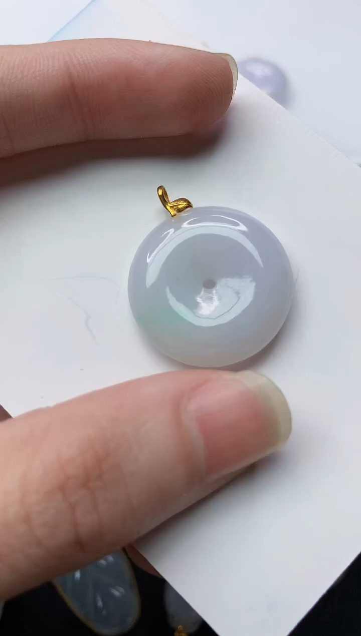 【闪购商品】翡翠颈饰18K金镶嵌62........
