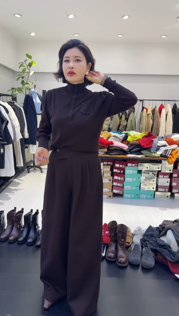 M码咖啡色裤子新款