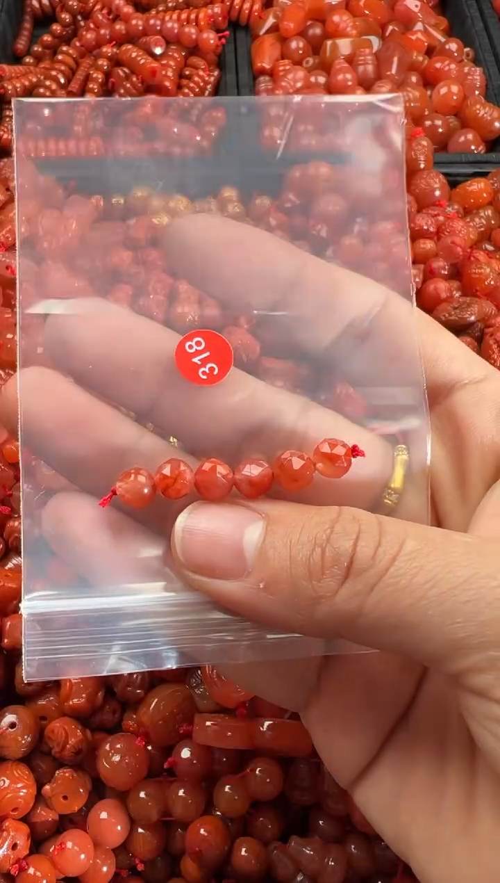 【闪购商品】南红玛瑙颈饰未镶嵌1