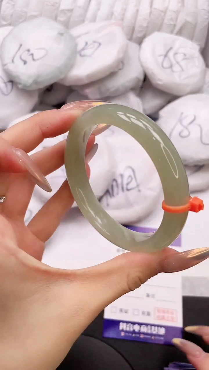 【闪购商品】和田玉手镯未镶嵌31K159-56