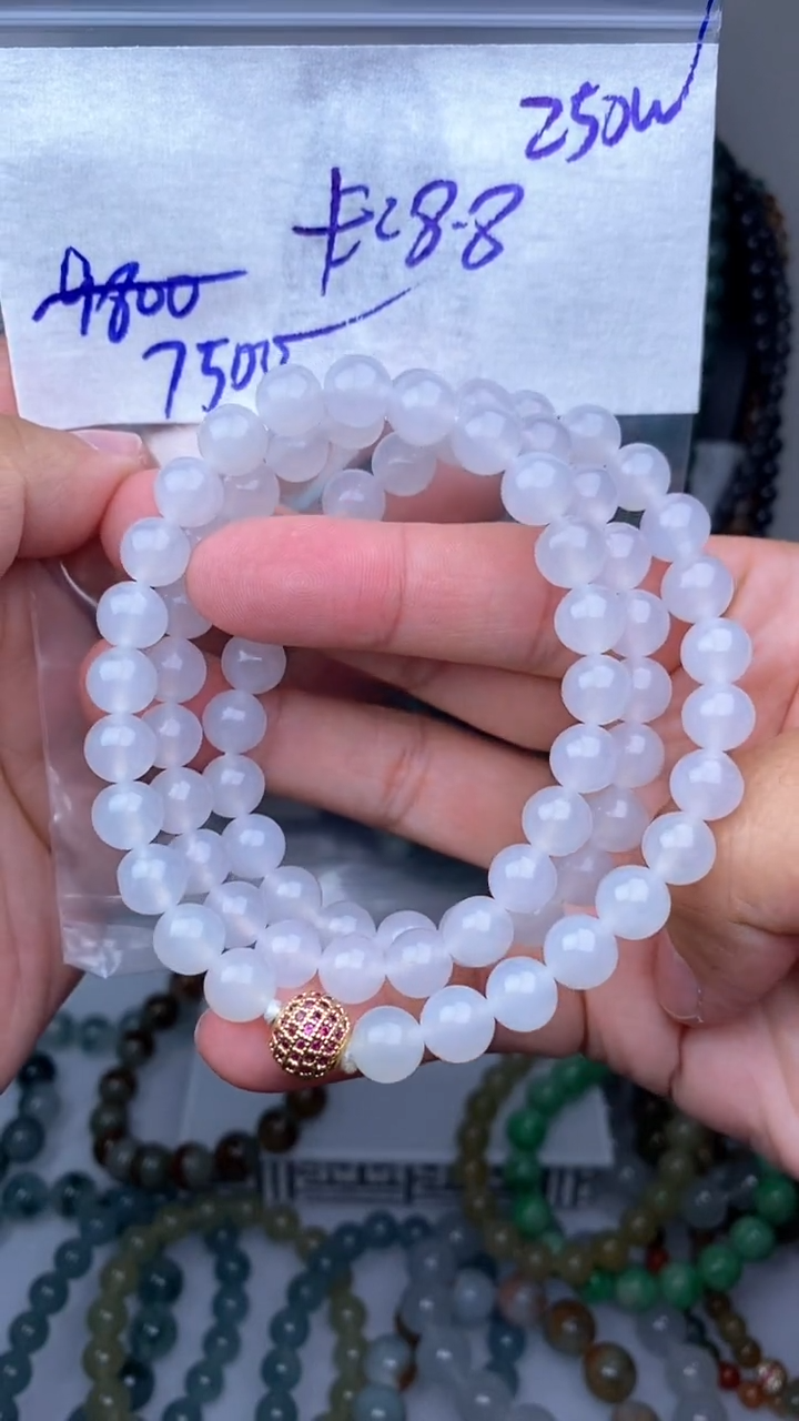 定制翡翠未镶嵌毛货需精细抛光拍一发一 