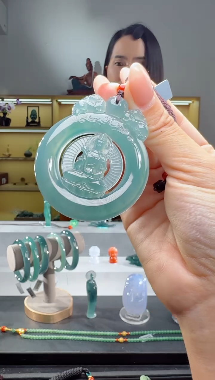 吊坠(不含链)未镶嵌翡翠观音