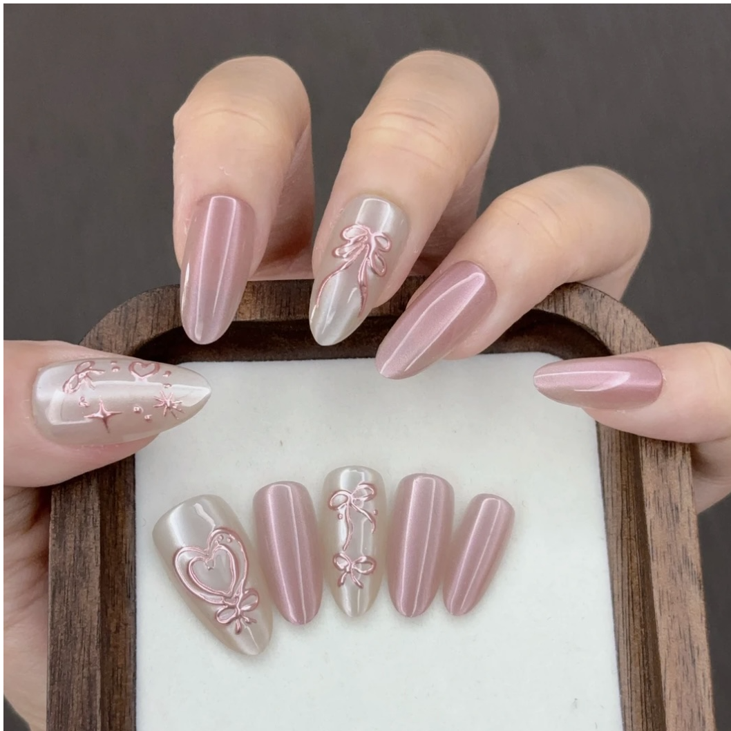 2025春夏新款穿戴甲纯欲高级显白猫眼冰透穿戴美甲