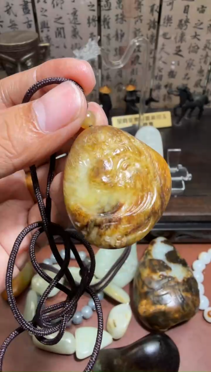 未镶嵌和田玉挂件和田玉