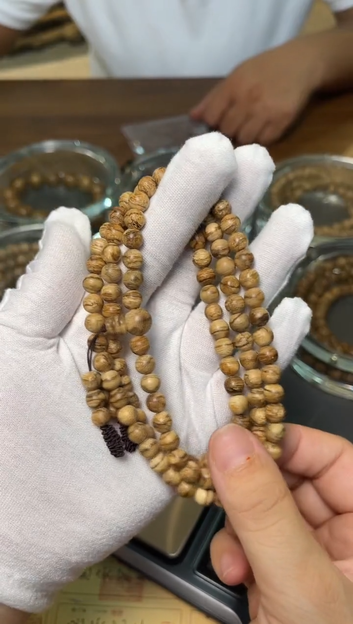 手串沉香马尼涝古董老料6mm10克多