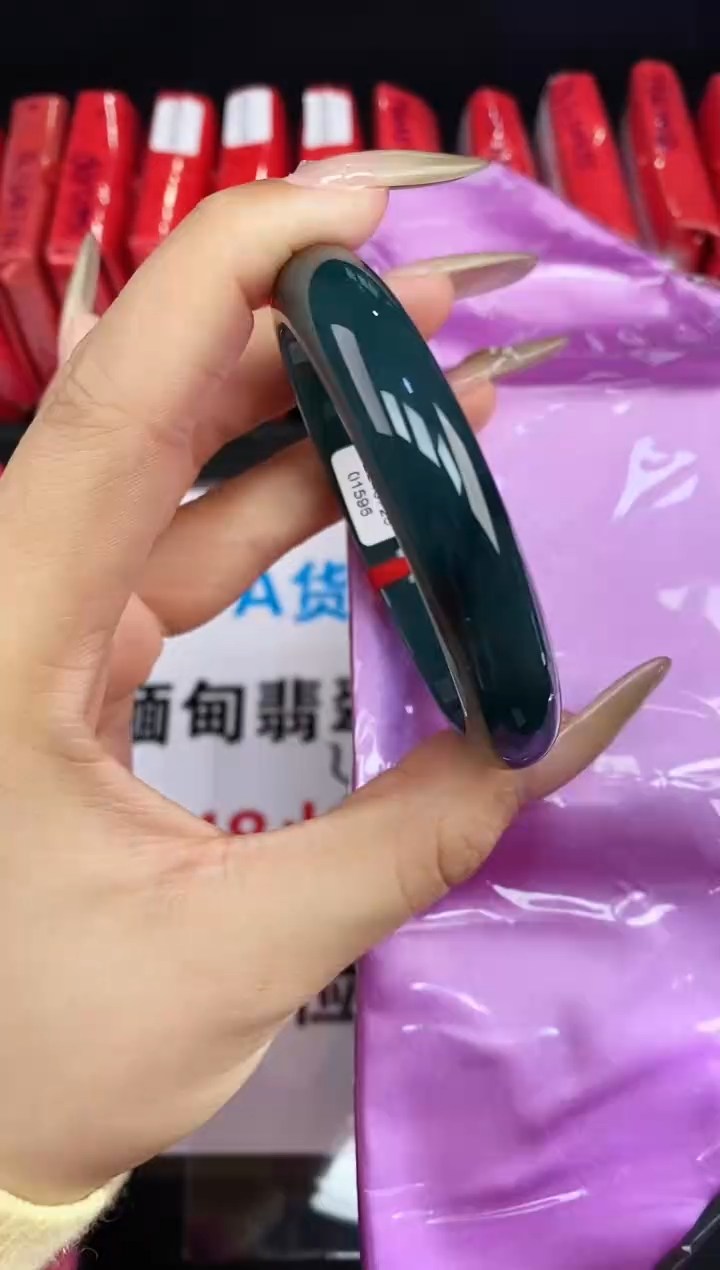 【闪购商品】美人镯一物一拍