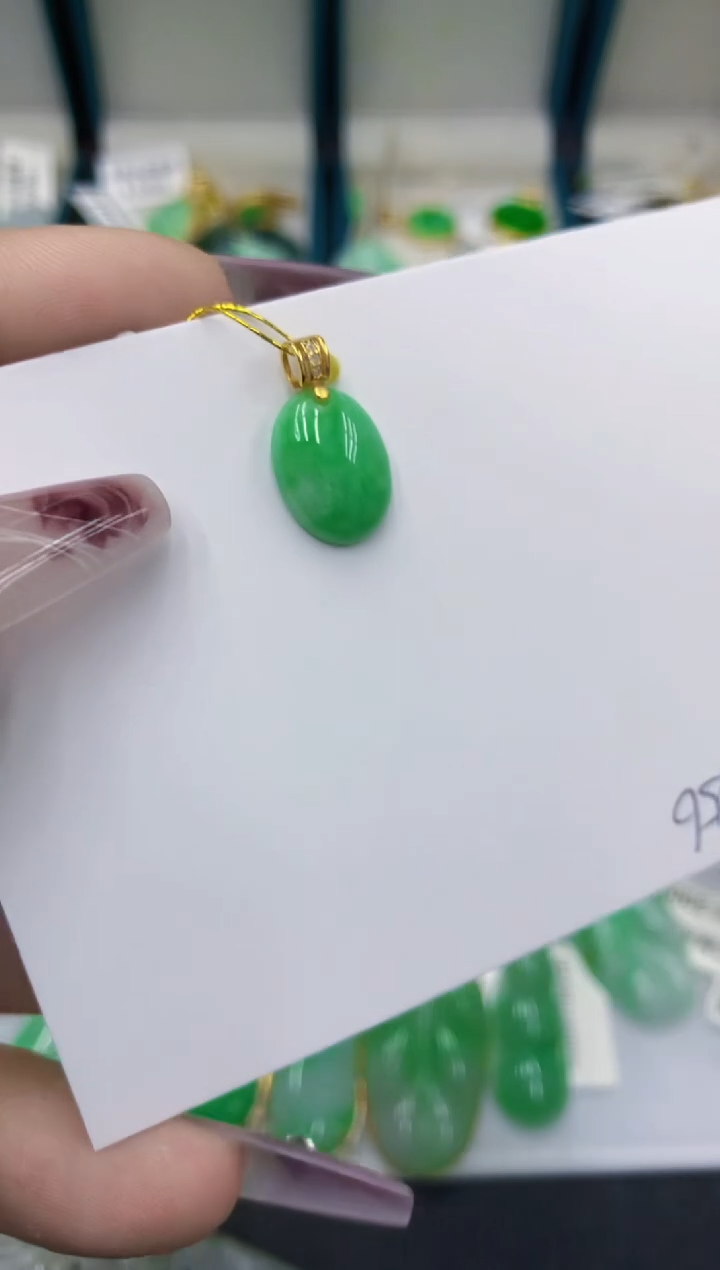 颈饰未镶嵌翡翠11111