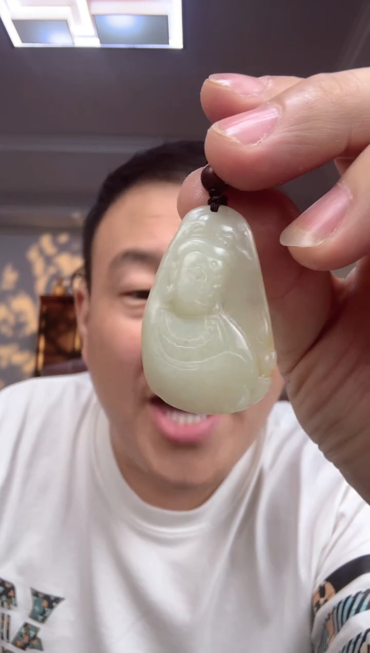 和田玉未镶嵌颈饰1