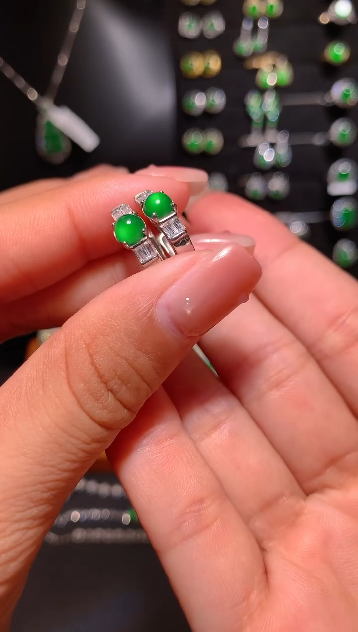 【闪购商品】翡翠耳饰银S925镶嵌耳扣