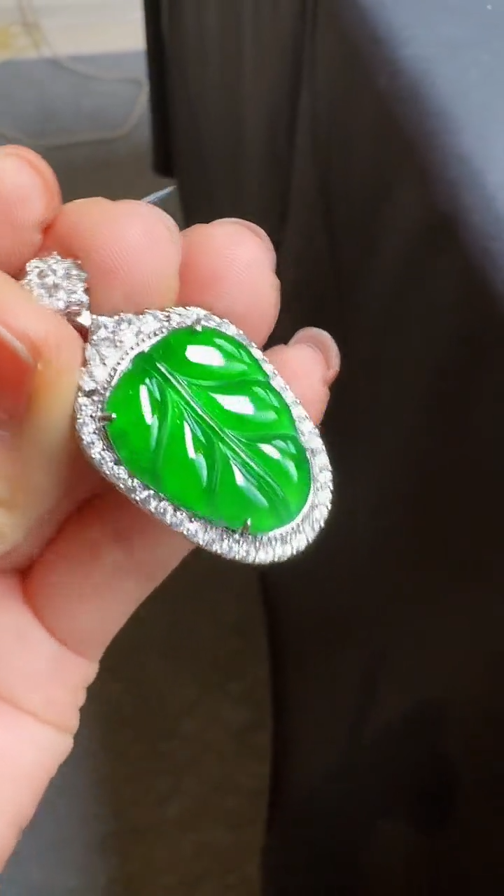 【闪购商品】翡翠吊坠(不含链)银S925镶嵌吊坠