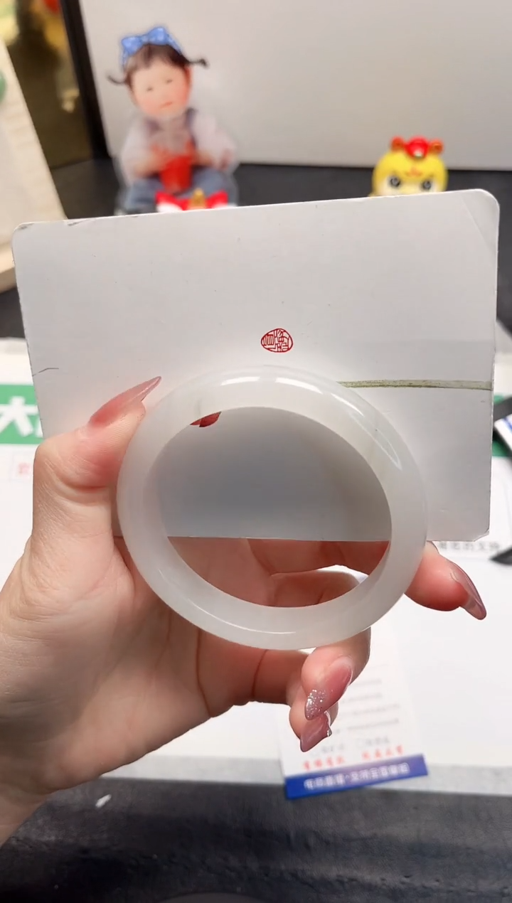 【闪购商品】石英质玉手镯未镶嵌103-61.6