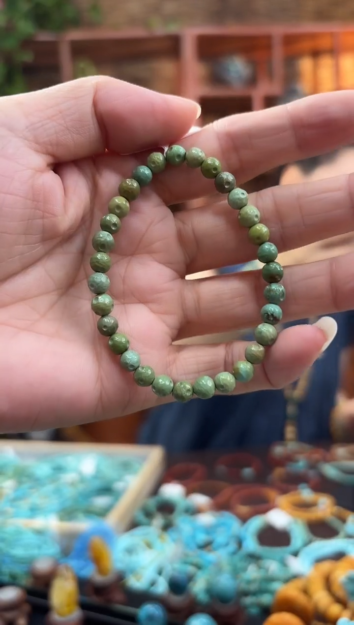 未镶嵌绿松石颈饰发一件  5+