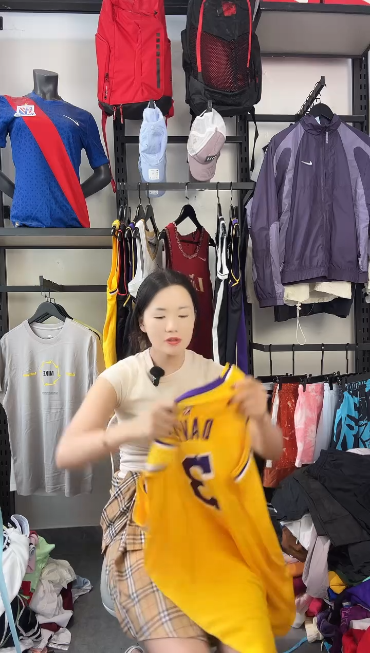 227  ·编码 瑕疵款以直播间过款为准 尺码·S