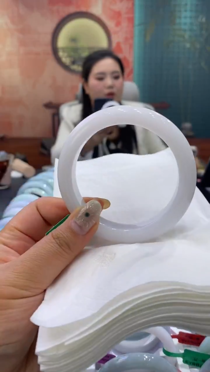 未镶嵌手镯翡翠多人00011390