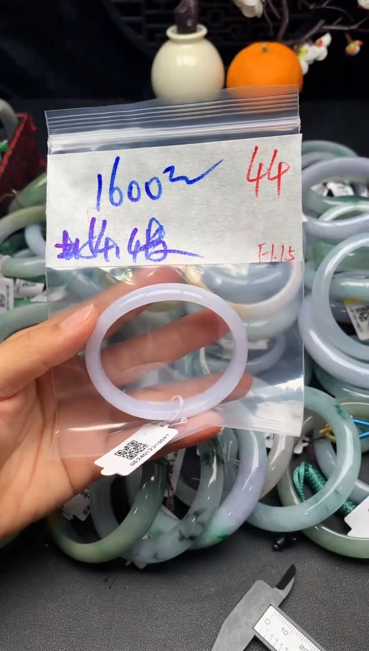 【闪购商品】定制翡翠未镶嵌毛货需精细抛光+多样性发货拍一发一