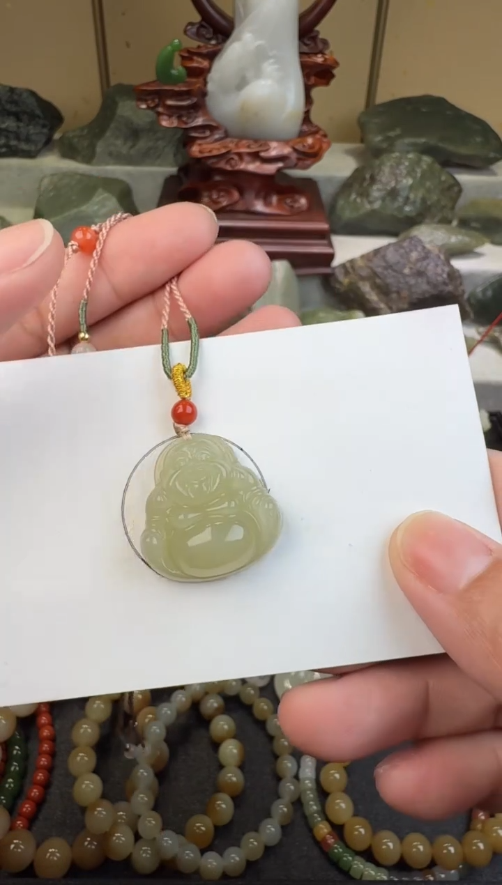 和田玉未镶嵌颈饰和田玉