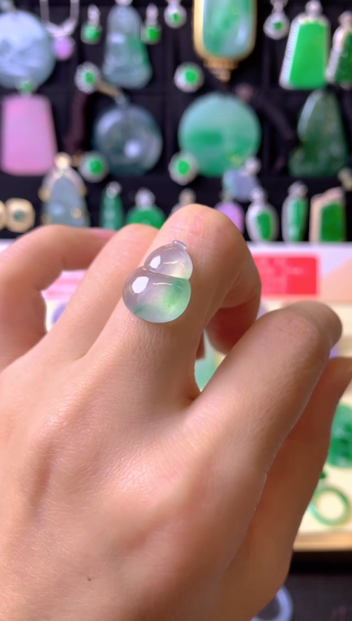 定制翡翠未镶嵌1裸玉（客户意向镶嵌）