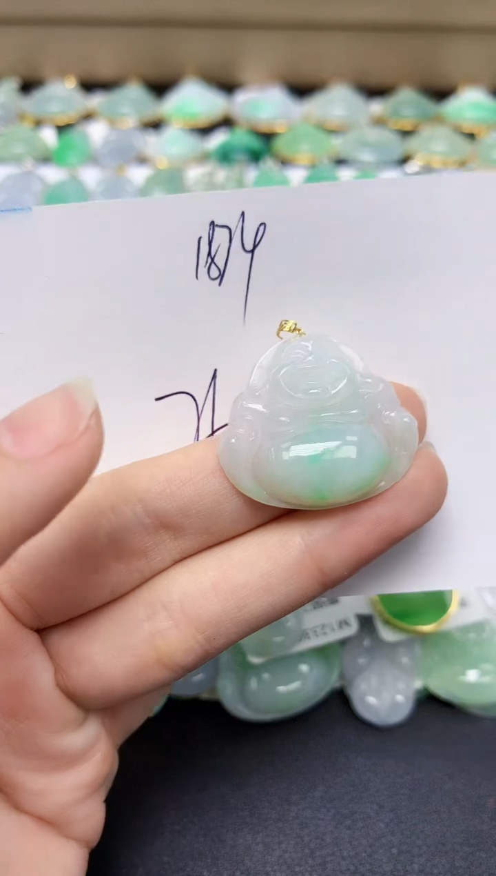 翡翠18K金镶嵌颈饰天然翡翠A货