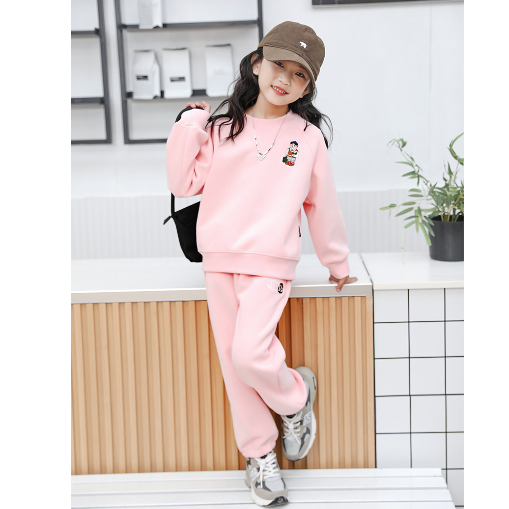 QA7231 断码 儿童重工刺绣小熊卫衣套装