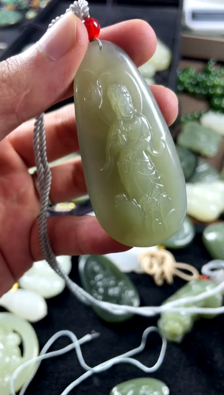 和田玉未镶嵌颈饰观音 微棉