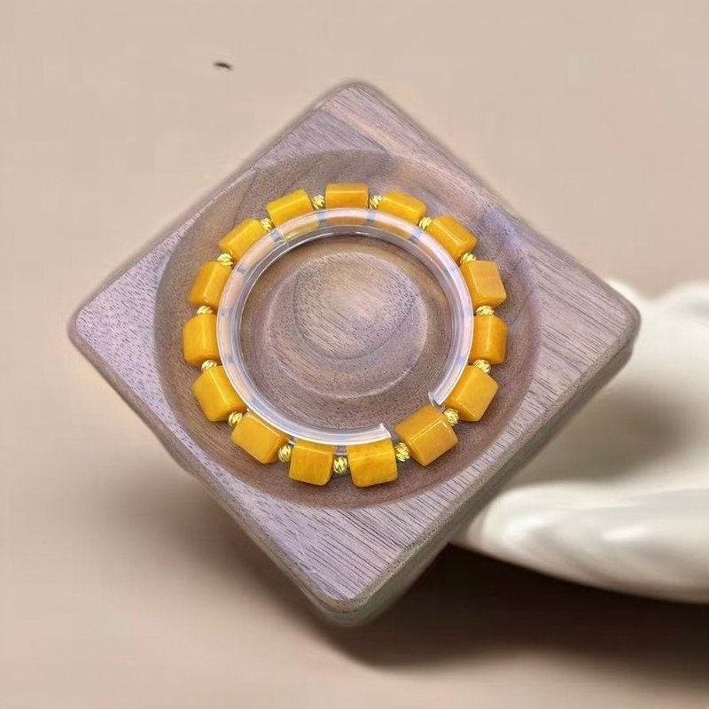 【佳玺珠宝】189 精美手串  老油黄直切8mm