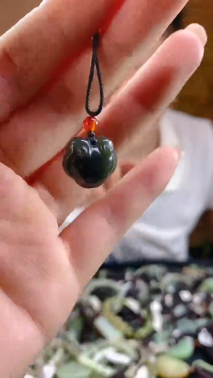 和田玉未镶嵌颈饰多样性发货，拍一发一