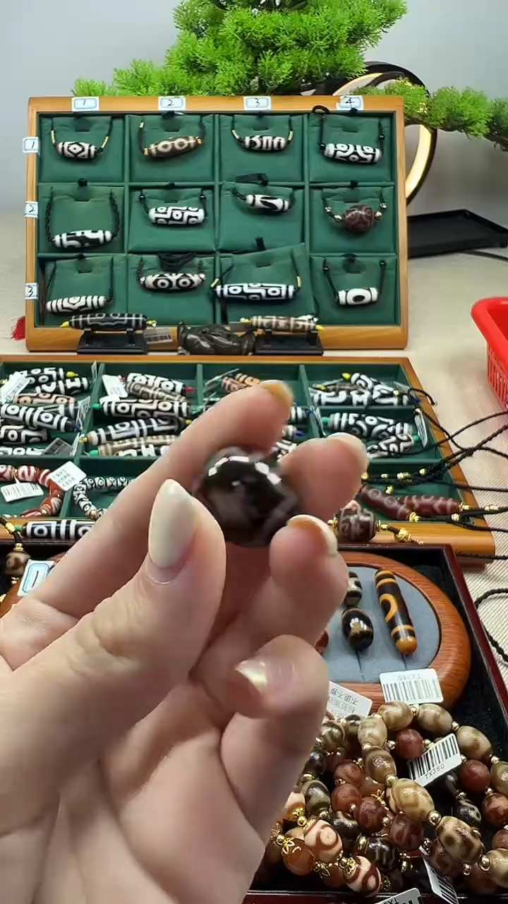 玛瑙/玉髓（覆膜）颈饰未镶嵌16（微瑕随机发货）