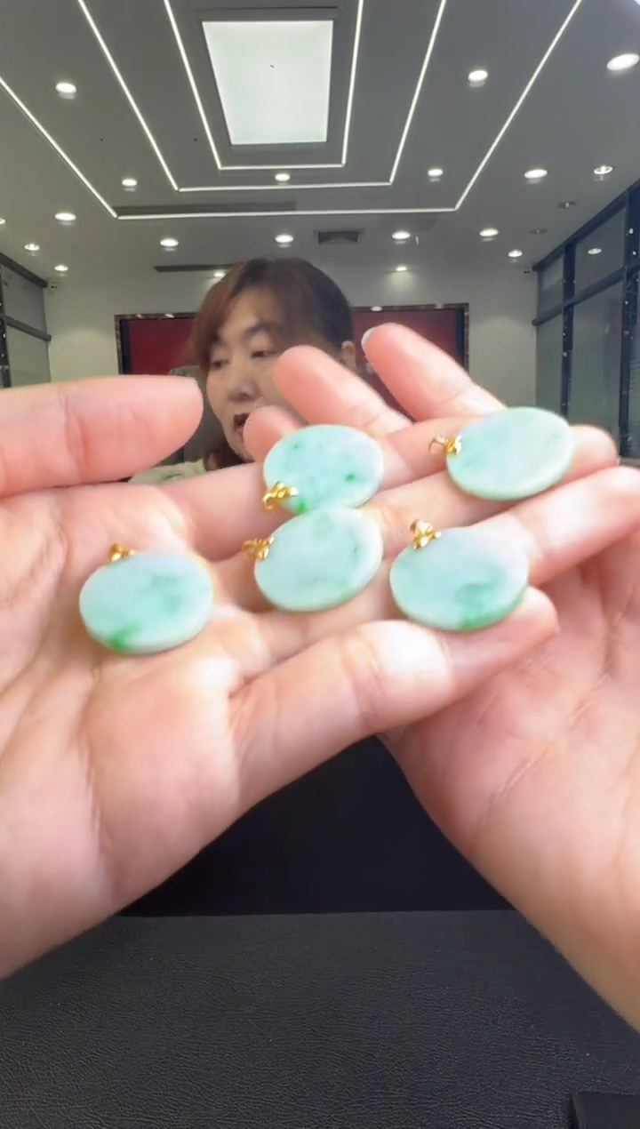 翡翠18K金镶嵌颈饰挂件（多样性发一）