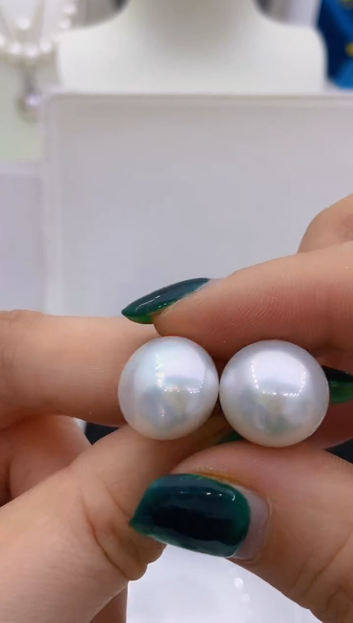 【闪购商品】海水珍珠耳饰18K金镶嵌165