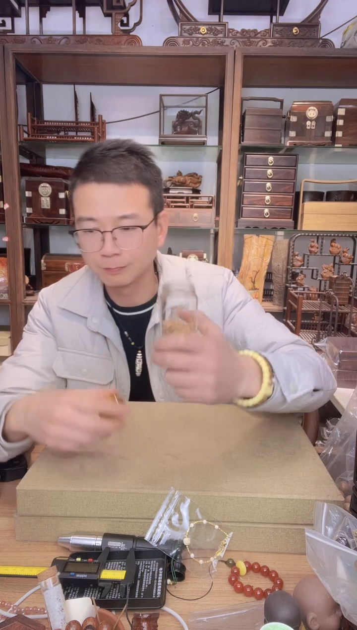 【闪购商品】乌木类书架473老山檀米粒珠碎料30克