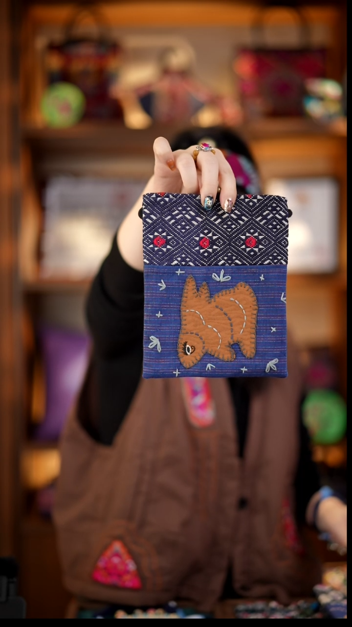 织绣私人定制苗族手工Z564