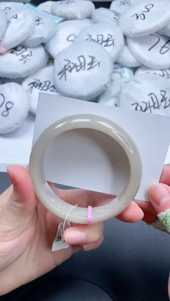石英质玉手镯未镶嵌26V213-59
