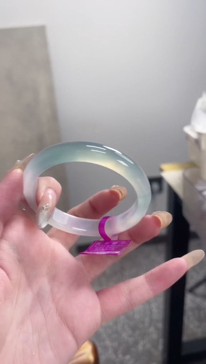 【闪购商品】玛瑙/玉髓手镯未镶嵌55-56圈 需要包容