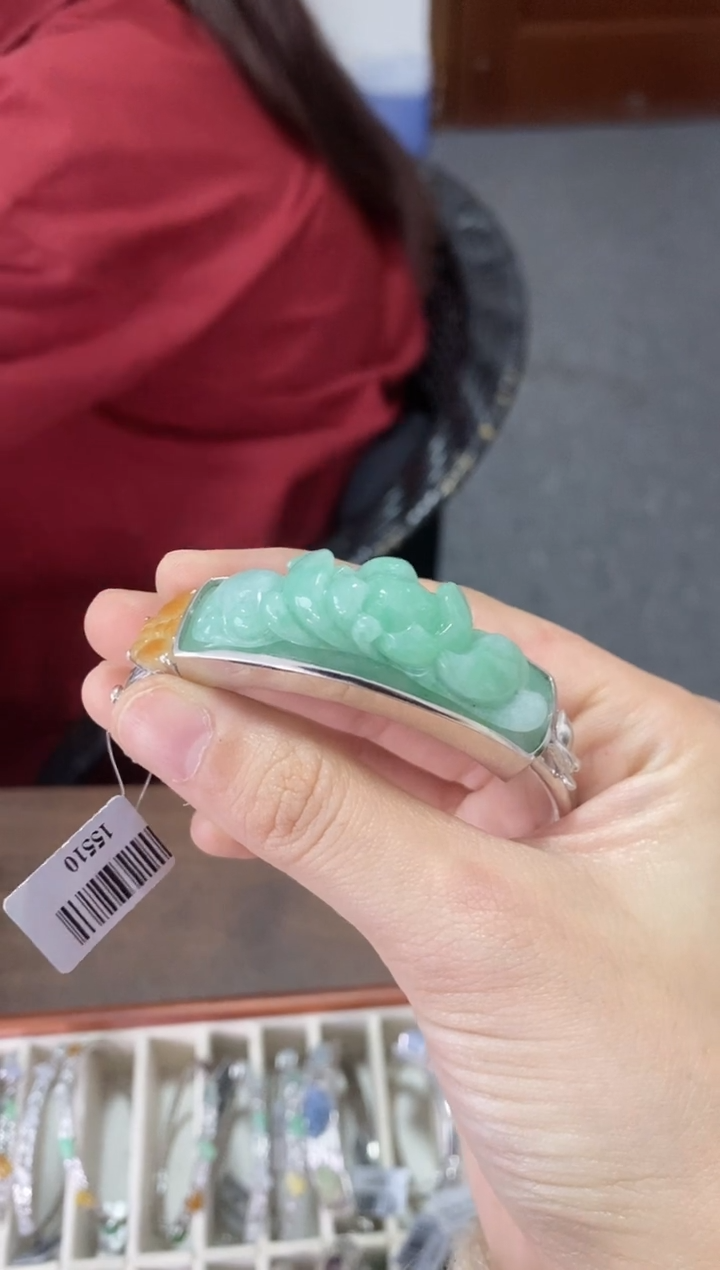 颈饰银S925镶嵌翡翠15510