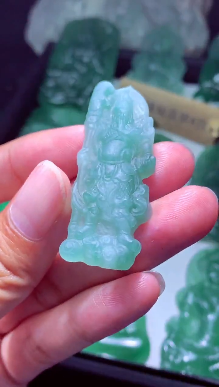 未镶嵌定制翡翠天然缅甸翡翠A货吊坠多样性发货其一