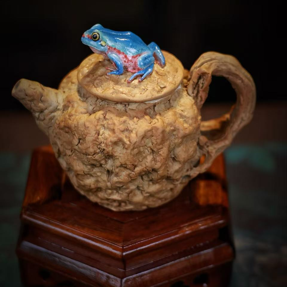 姥爷纯手工青蛙容器.陶瓷雕塑作品摆件