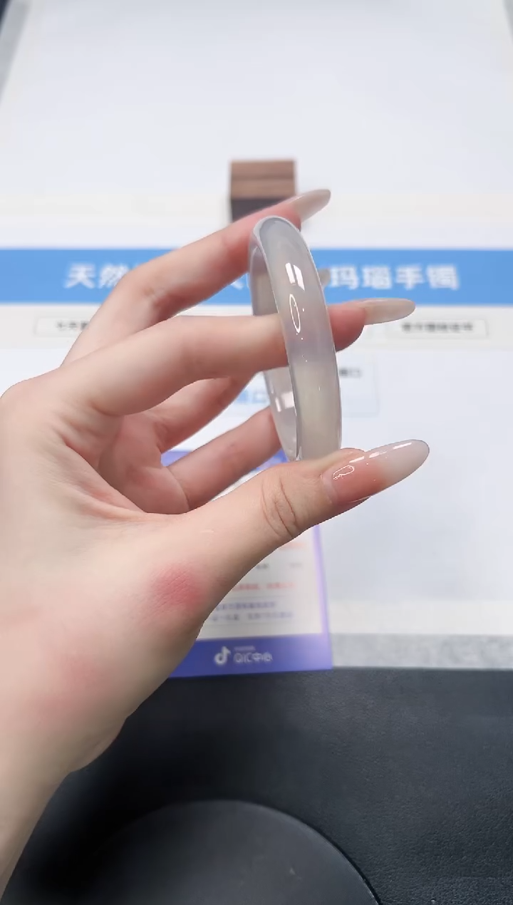 【闪购商品】石英质玉手镯未镶嵌247/荔枝52.5