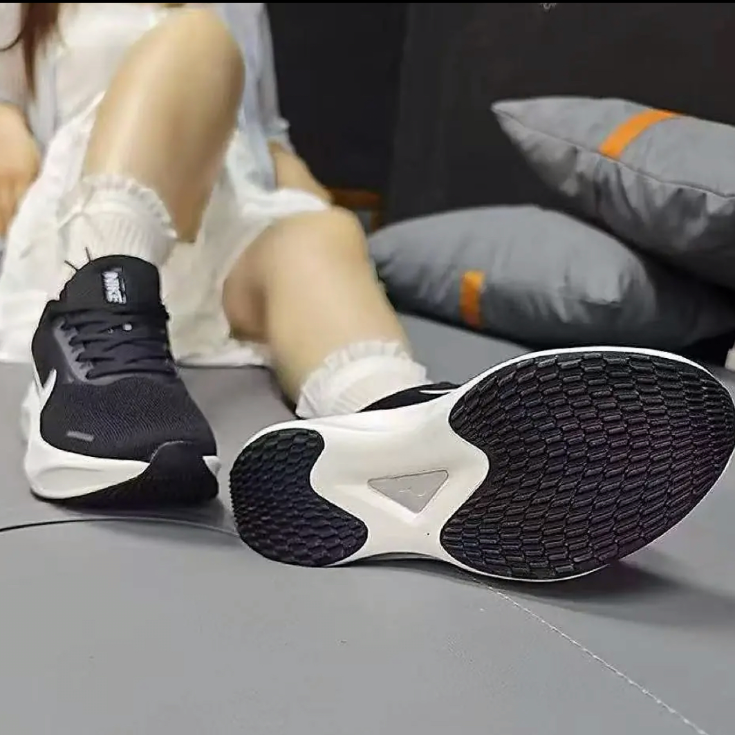 《运费险》品牌断码耐磨男女公路防滑透气运动鞋学生 情侣健步鞋子