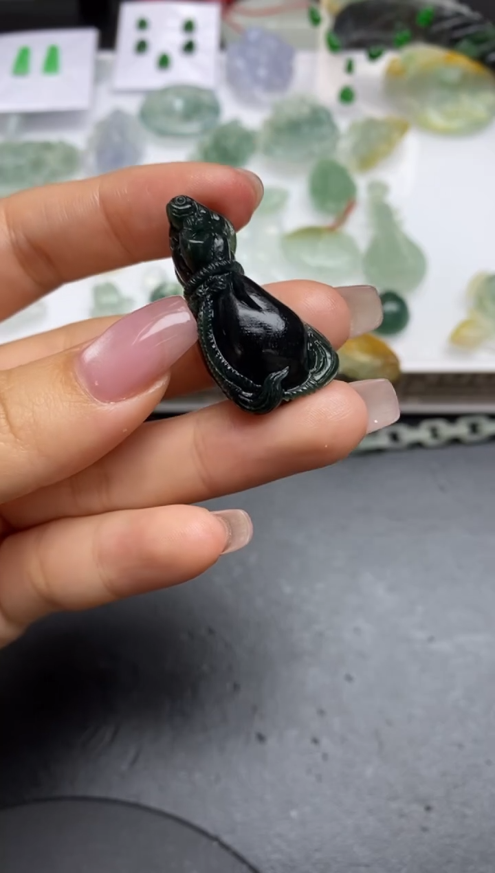 【闪购商品】定制翡翠未镶嵌翡翠毛货~